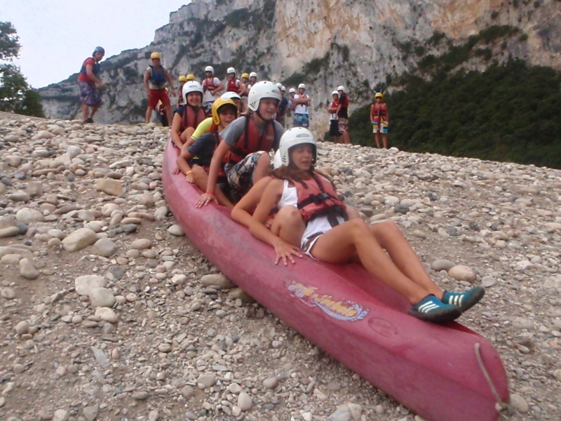 Village Camps International Summer Camp Ard&egrave;che, France 2019-07-26 https://www.villagecamps.com/journals_admin/images/75-35-Rock slide.jpg